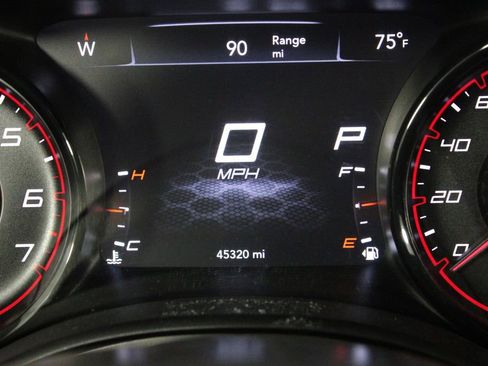 Used 2022 Dodge Charger SXT image 41