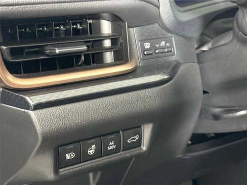 Used 2024 Toyota Grand Highlander AWD Hybrid image 16