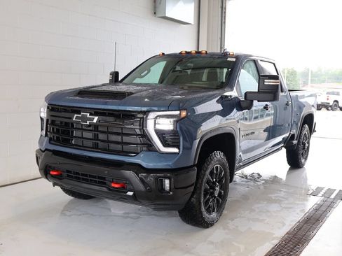 New 2026 Chevrolet Silverado 2500 LTZ w/ LTZ Plus Package AWD/4WD image 6