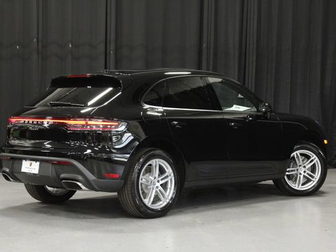 New 2026 Porsche Macan AWD/4WD image 5