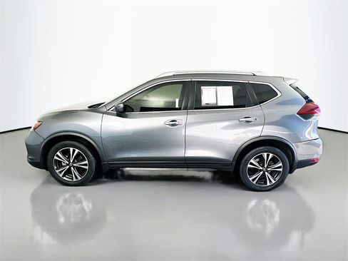 Used 2019 Nissan Rogue SV w/ Premium Package image 4