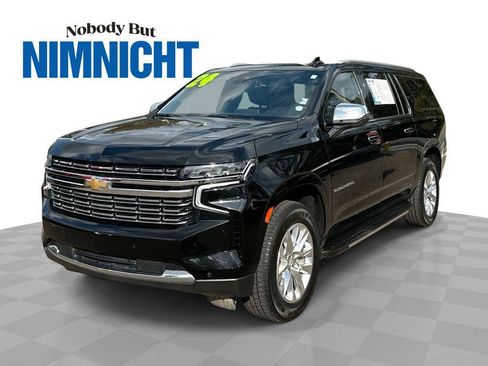 Used 2024 Chevrolet Suburban Premier image 1