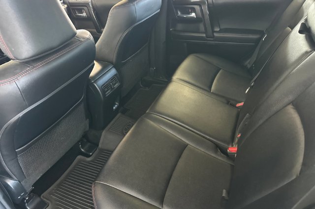 Certified 2023 Toyota 4Runner TRD Off-Road Premium w/ Moonroof Package AWD/4WD image 16