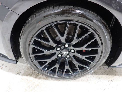 Used 2022 Ford Mustang GT w/ GT Performance Package RWD image 10