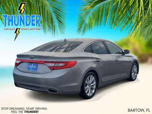 Used 2013 Hyundai Azera FWD image 4