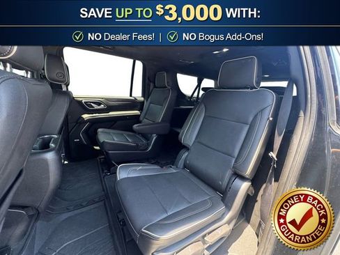 Used 2022 Chevrolet Suburban Premier w/ Premium Package 2 AWD/4WD image 21
