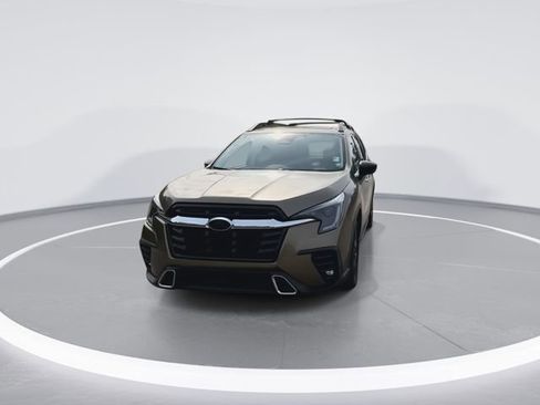 Used 2024 Subaru Ascent Touring image 4