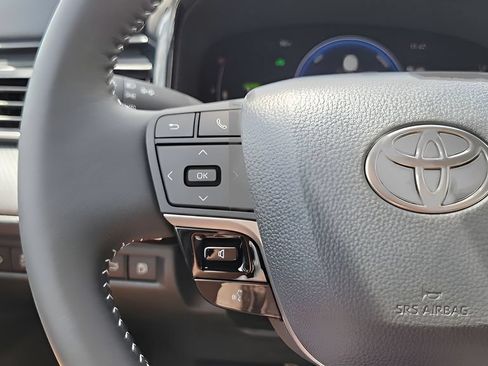 Certified 2026 Toyota Camry SE FWD image 20