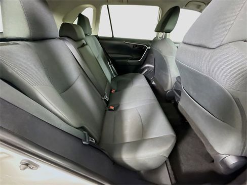 Certified 2021 Toyota RAV4 LE image 24