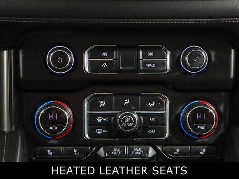 Used 2021 Chevrolet Suburban Z71 image 21