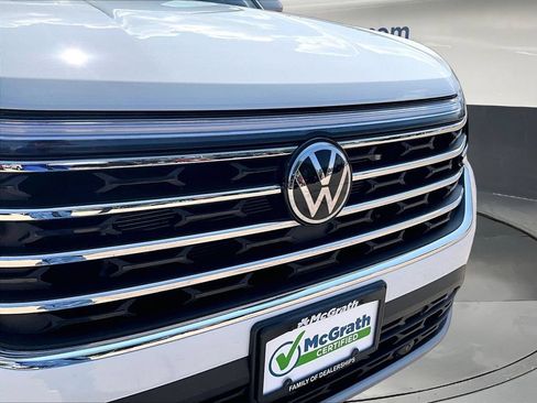 Used 2024 Volkswagen Atlas SE AWD/4WD image 36