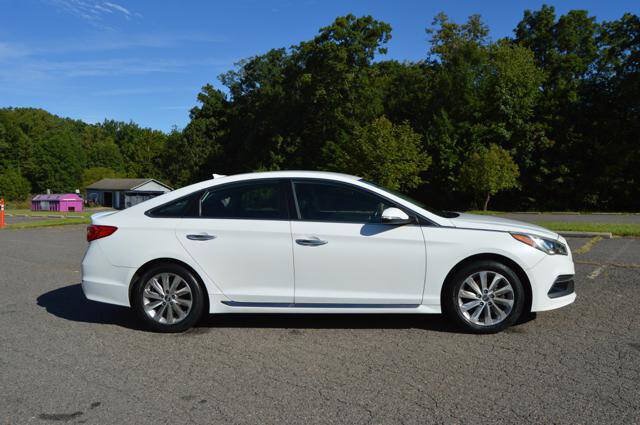 Used 2015 Hyundai Sonata Sport w/ Option Group 03 FWD image 55