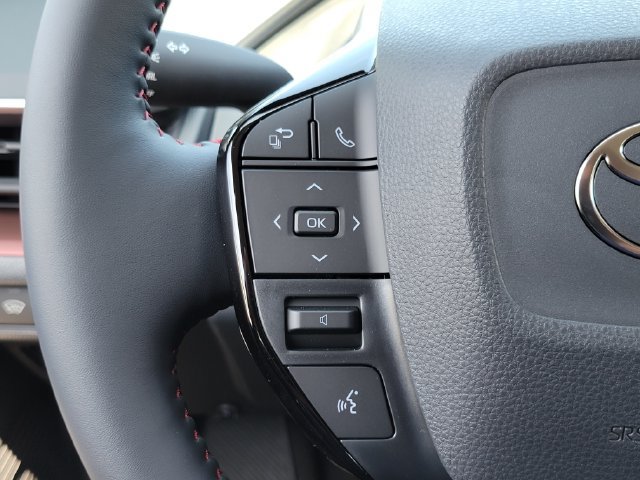 New 2027 Toyota Prius Plug-In Hybrid FWD image 8
