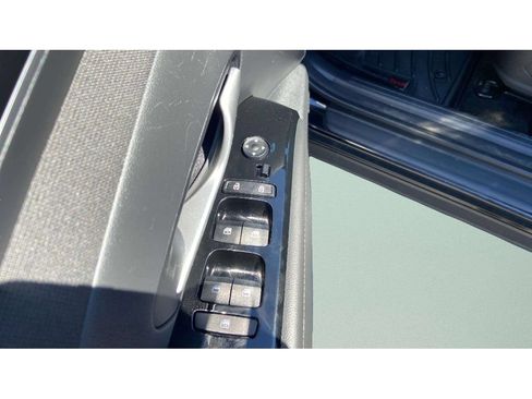 Certified 2024 Hyundai Tucson Limited AWD/4WD image 12