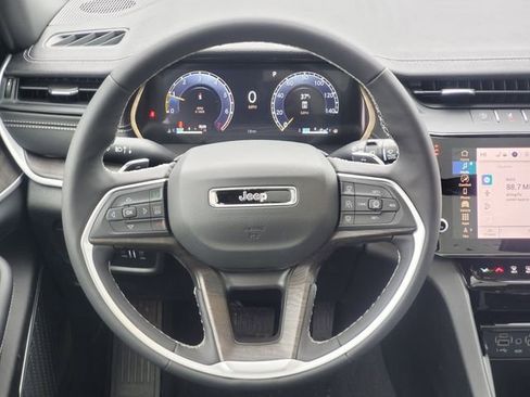 New 2026 Jeep Grand Cherokee L Limited image 18