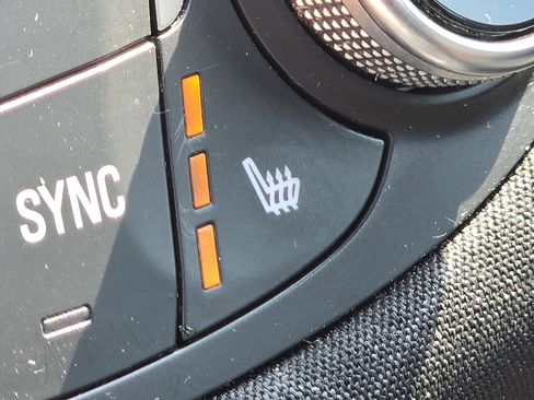 Used 2023 Chevrolet Malibu LT image 8