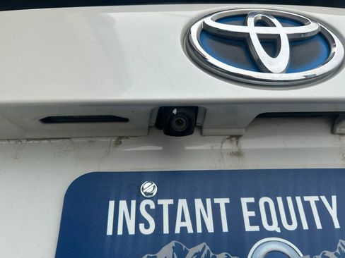 Used 2016 Toyota Prius Two image 14