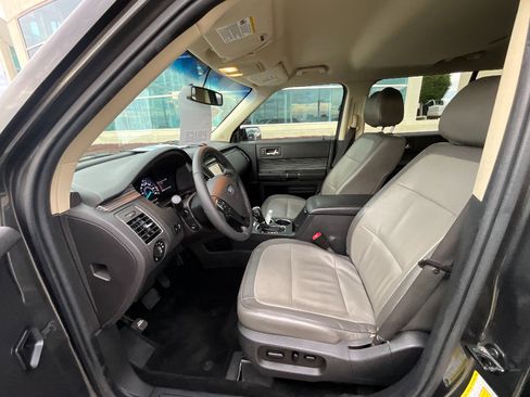 Used 2019 Ford Flex SEL w/ Equipment Group 202A image 9