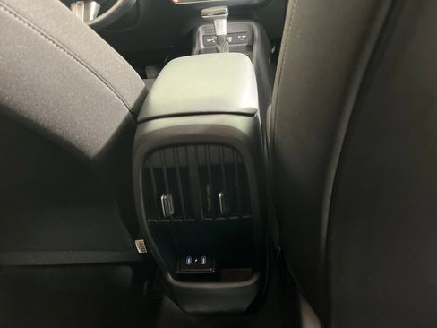 Used 2025 Hyundai Kona SEL AWD/4WD image 12