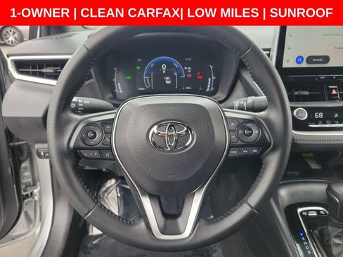 Used 2025 Toyota Corolla SE w/ SE Premium Package FWD image 24