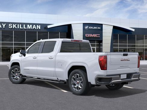 New 2026 GMC Sierra 1500 SLT image 3