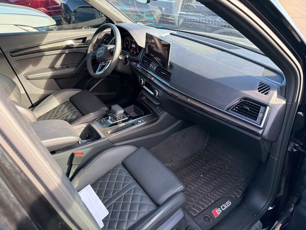 Used 2024 Audi SQ5 Prestige w/ Prestige Package AWD/4WD image 10