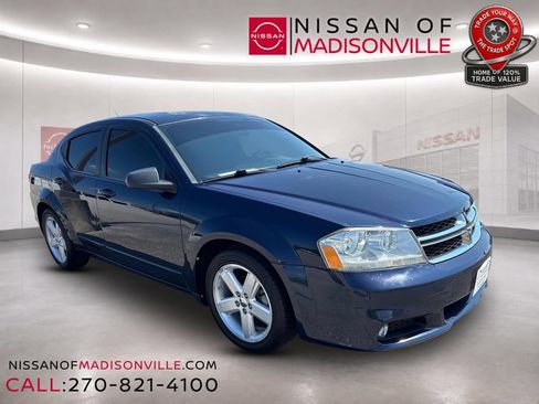 Used 2013 Dodge Avenger SXT FWD image 1