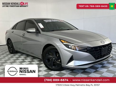 Used 2022 Hyundai Elantra SEL FWD image 1