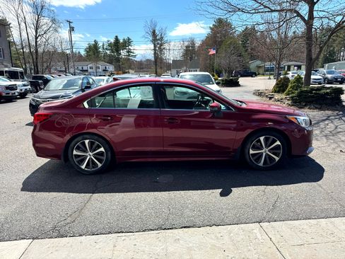 Used 2017 Subaru Legacy 2.5i Limited image 6