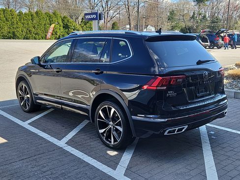Used 2022 Volkswagen Tiguan SEL R-Line AWD/4WD image 29