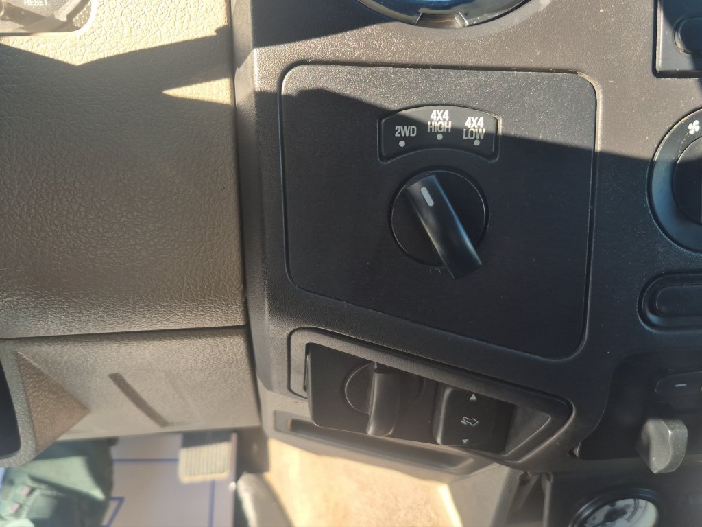 Used 2010 Ford F350 XLT AWD/4WD image 20