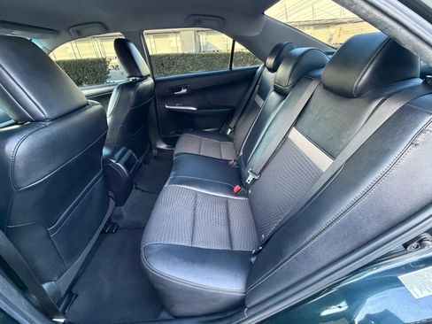 Used 2013 Toyota Camry SE FWD image 11