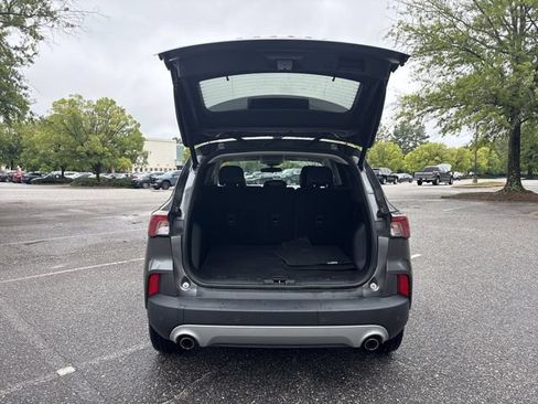 Used 2022 Ford Escape SEL w/ Technology Package FWD image 26