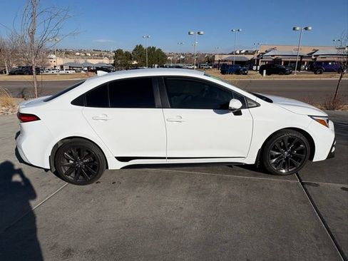 Used 2024 Toyota Corolla SE image 9