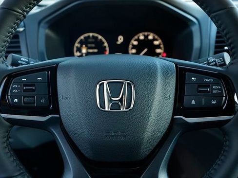 New 2026 Honda Odyssey Touring image 37