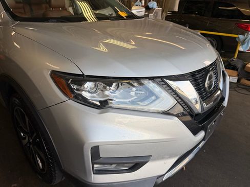 Used 2019 Nissan Rogue SL w/ Premium Package AWD/4WD image 28