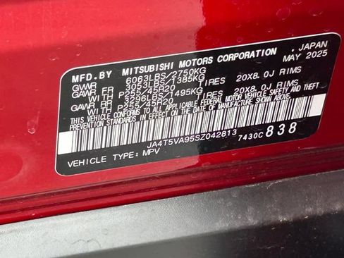 Used 2025 Mitsubishi Outlander SE AWD/4WD image 38