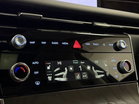 New 2026 Genesis G80 2.5T Advanced image 19