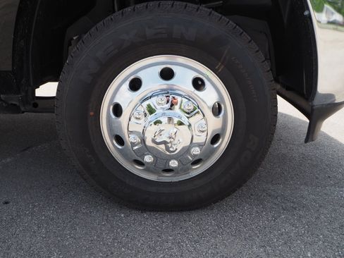 New 2025 RAM 3500 Longhorn image 5