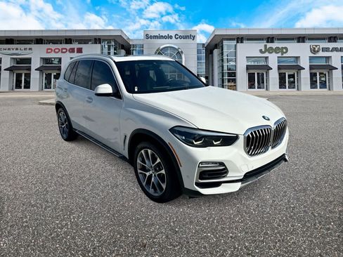 Used 2019 BMW X5 xDrive40i w/ Premium Package 2 AWD/4WD image 2