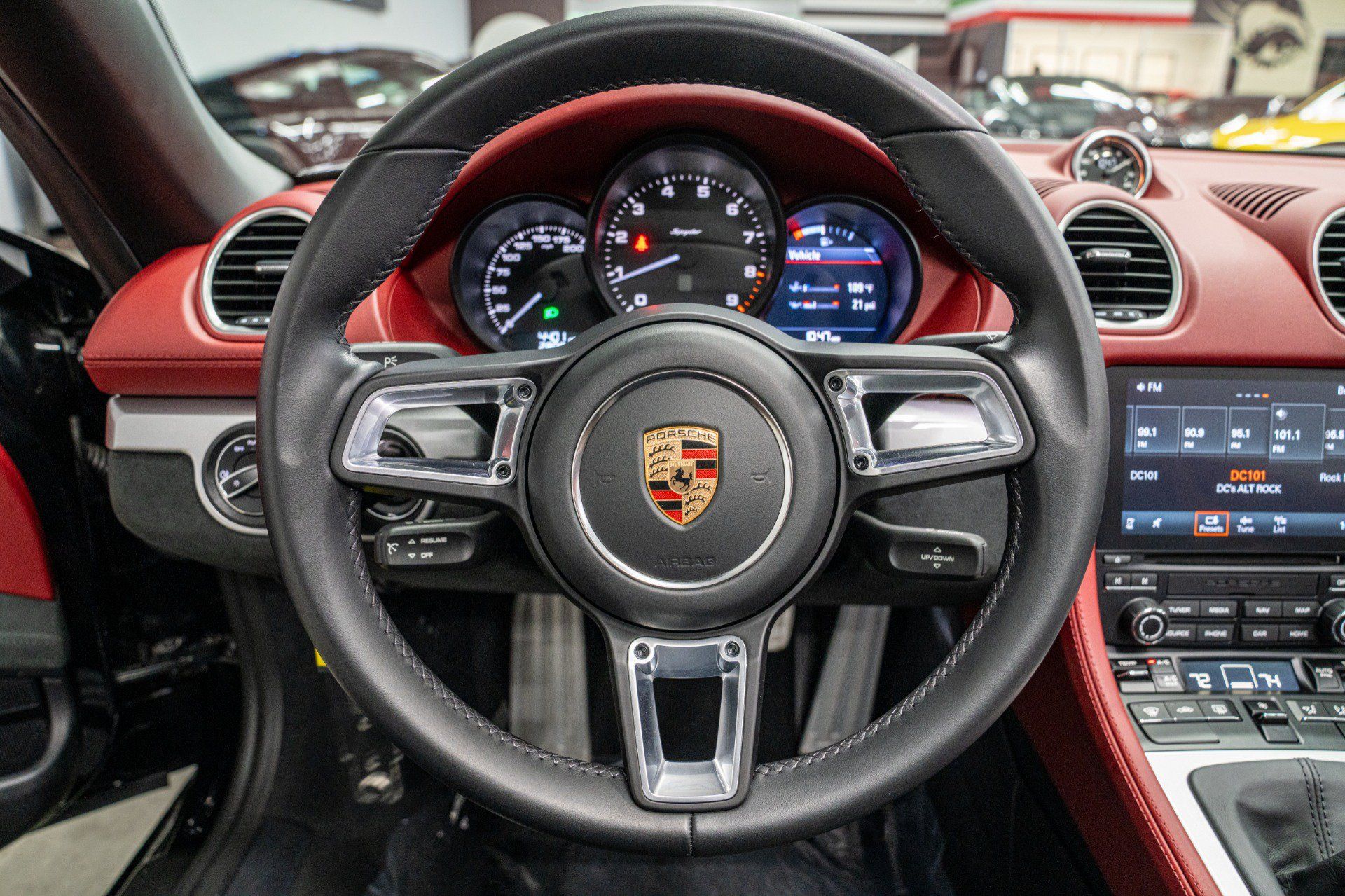 Used 2023 Porsche 718 Boxster Spyder RWD image 14