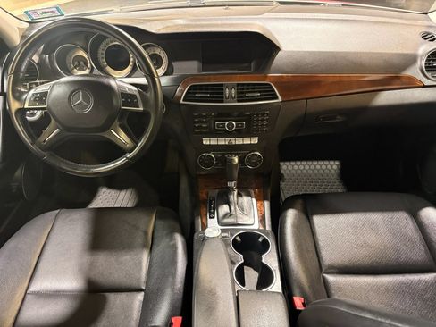 Used 2013 Mercedes-Benz C 300 4MATIC Sedan image 13