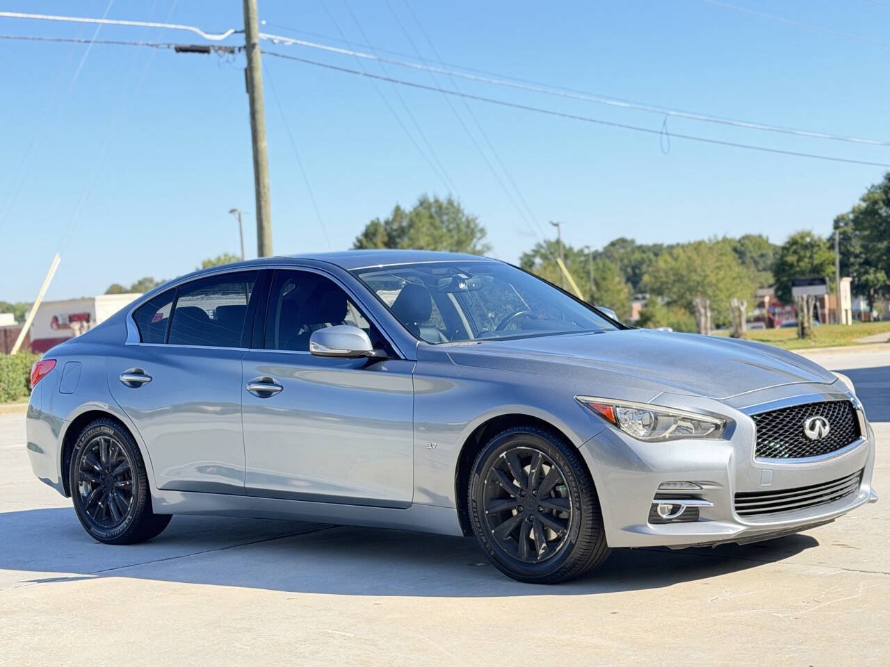Used 2015 INFINITI Q50 Premium RWD image 3