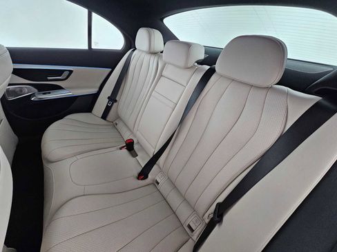 New 2026 Mercedes-Benz E 450 4MATIC Sedan image 17