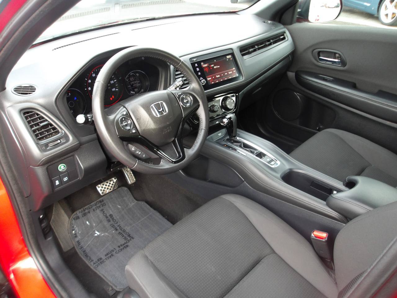 Used 2019 Honda HR-V Sport image 11