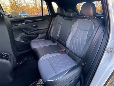 New 2026 Volkswagen Tiguan SEL R-Line image 15