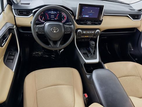 Used 2023 Toyota RAV4 XLE image 17