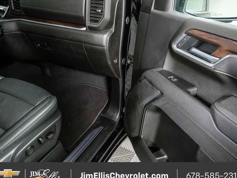 Certified 2025 GMC Sierra 1500 SLT AWD/4WD image 23