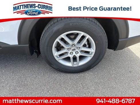 New 2026 Ford Explorer Active RWD image 15