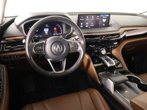 Used 2024 Acura MDX SH-AWD w/ Technology Package image 2